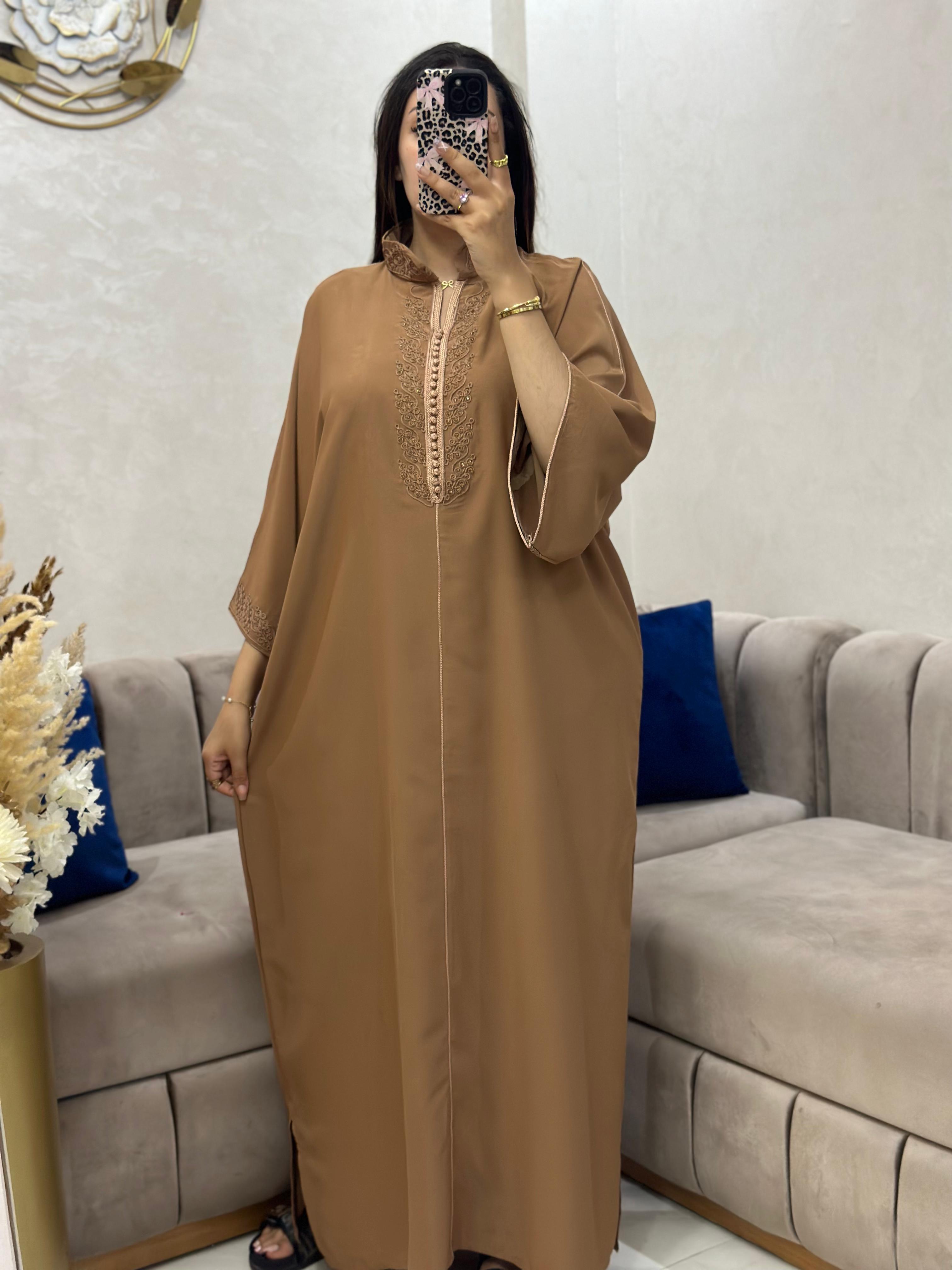 Caftan/Djellaba Moderne et Élégante